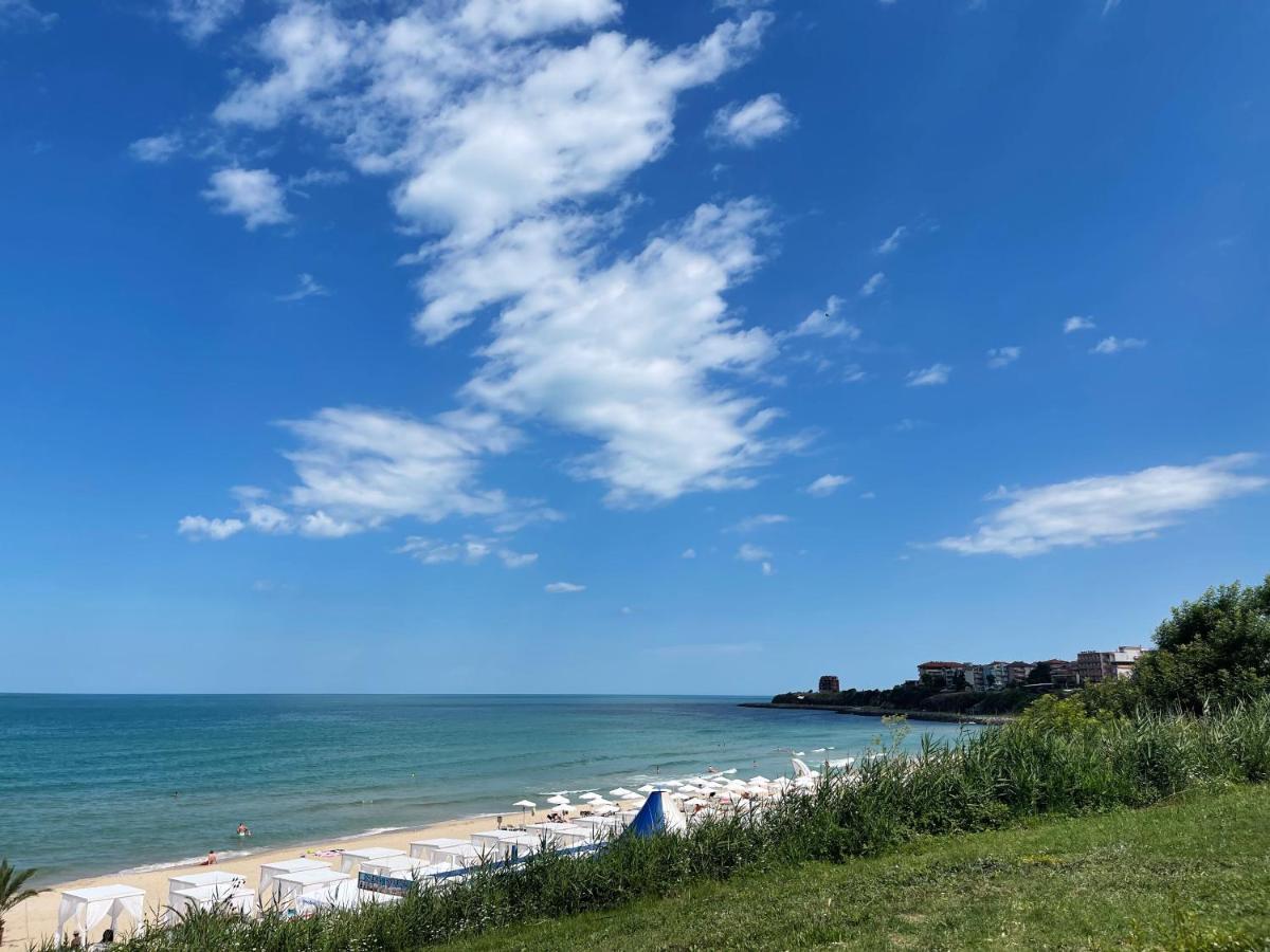 Studios Sea View Primorsko Exterior photo